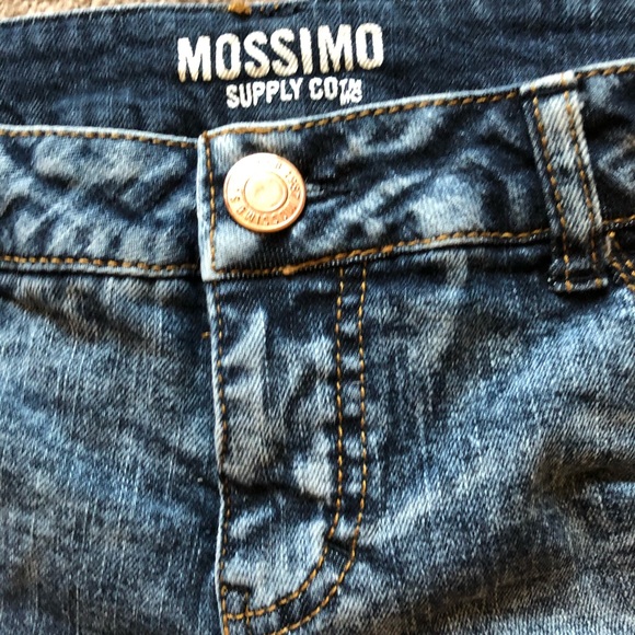 Jean shorts with tribal stitching - Picture 5 of 6